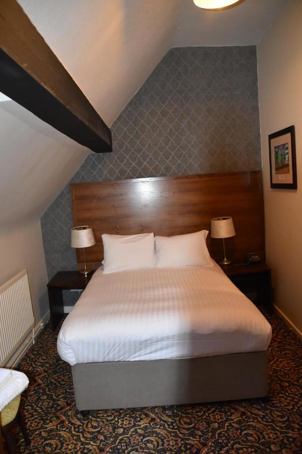 George Hotel Wetherspoon Беудли Экстерьер фото