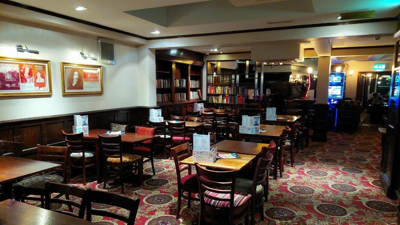 George Hotel Wetherspoon Беудли Экстерьер фото