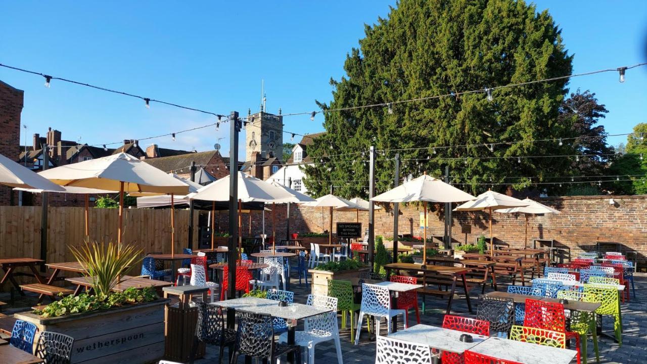 George Hotel Wetherspoon Беудли Экстерьер фото