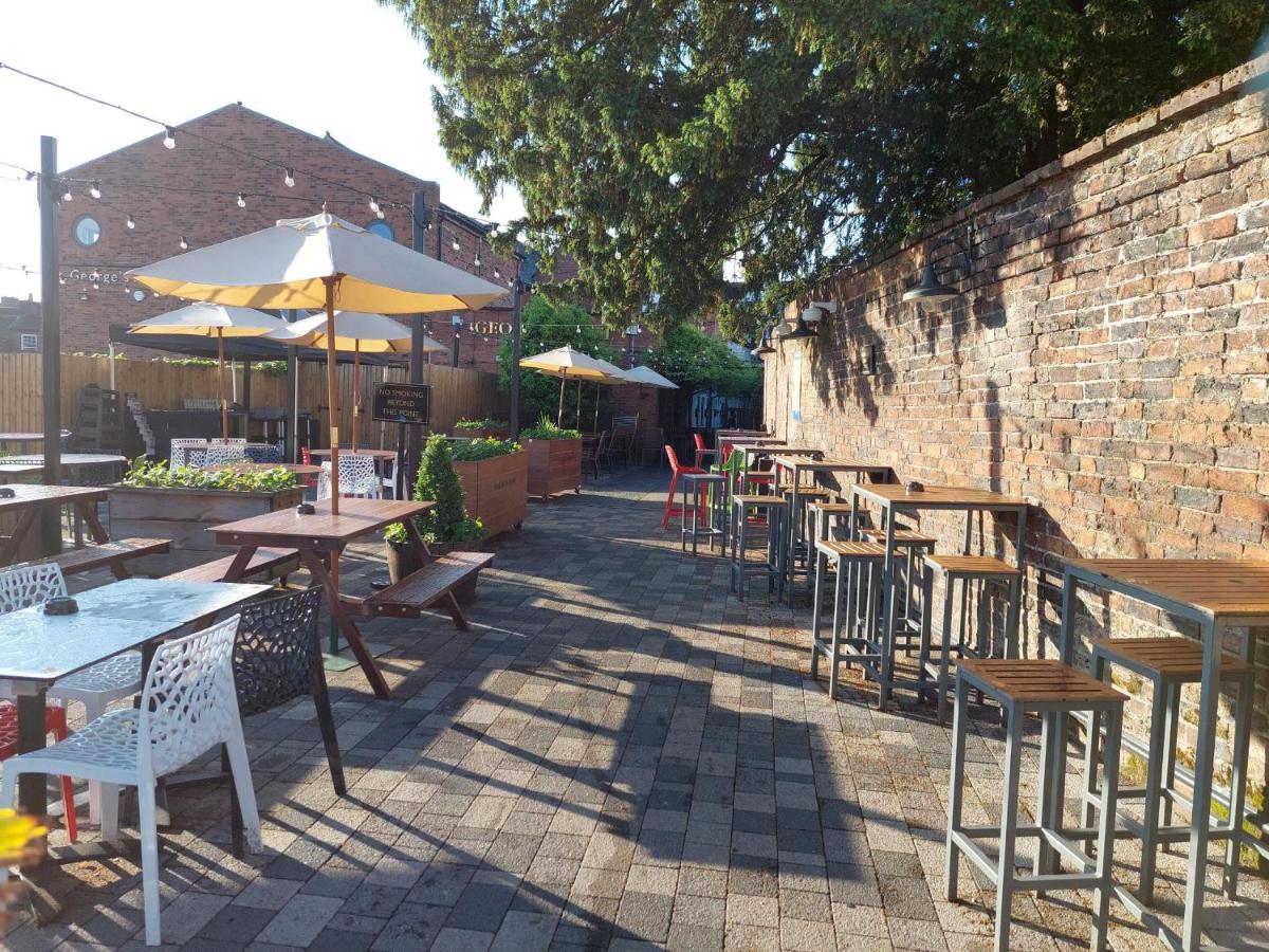 George Hotel Wetherspoon Беудли Экстерьер фото